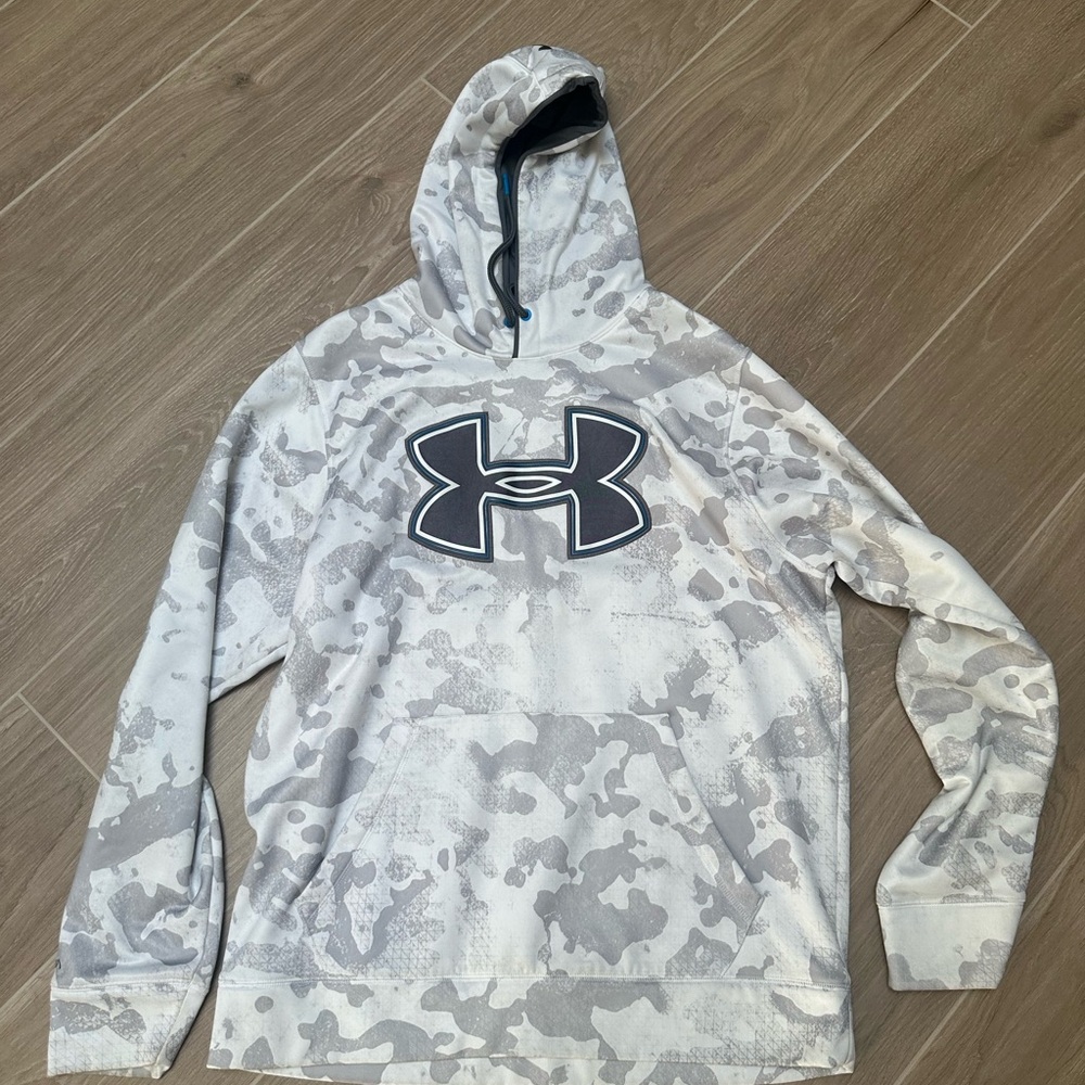 Under armour hoodie large